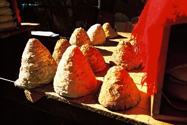 und Yakk&auml;se